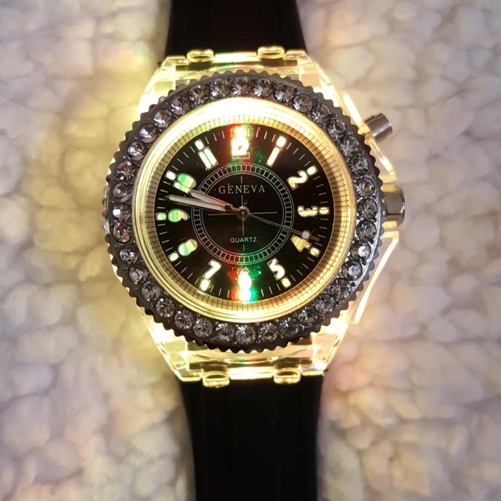 💕GENEVA ILLUMINATED WATCH